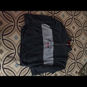 Aeropostale’s fleece shirt. Very good condition.